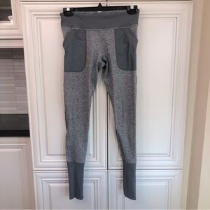 Ivivva by Lululemon reversible girl’s leggings